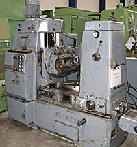 Pfauter P400 gear hobber